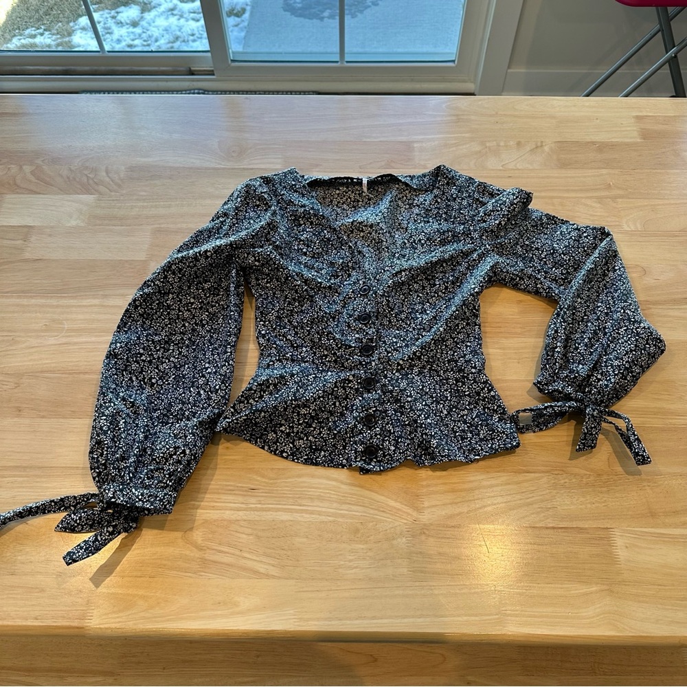 Free People 100% Cotton Black Floral Blouse